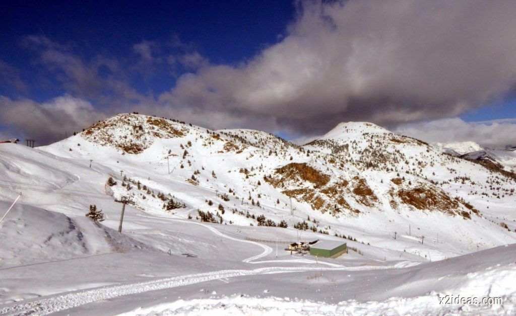 P1040491 1 1024x628 - La primera: Gallinero, Cerler, empezamos temporada de esquís.