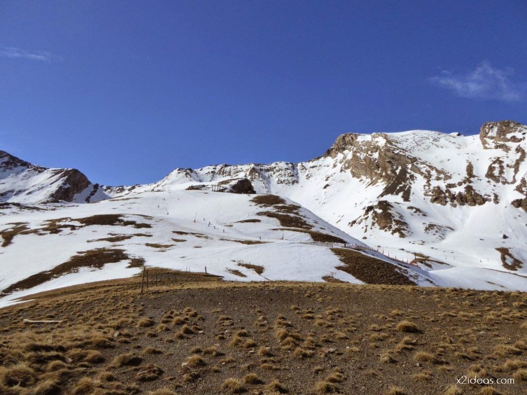 P1090020 1024x768 - Abril, cerca del pico Pasolobino, Cerler.