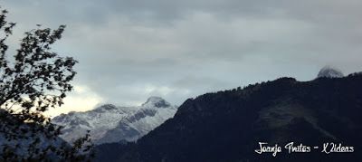 P1160719 - Finaliza septiembre con nevada en las cimas del Valle de Benasque.