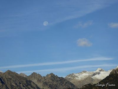 P1300258 - Seguimiento de la Luna en Cerler, Valle de Benasque.