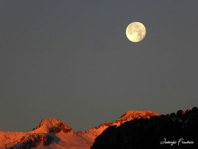 P1320236 - Despidiendo la Luna, Valle de Benasque