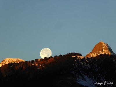 P1320247 - Despidiendo la Luna, Valle de Benasque