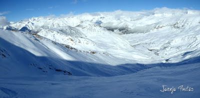 Panorama6 - Vistas y nieve polvo en Cerler.