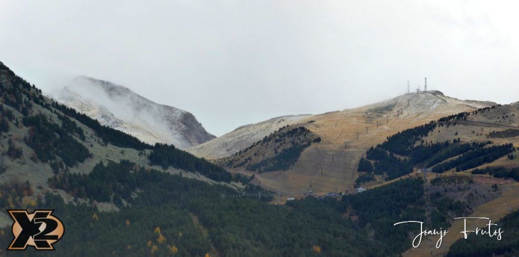 Panorama 1 1 1024x507 - Arcoíris y nieve en Cerler.