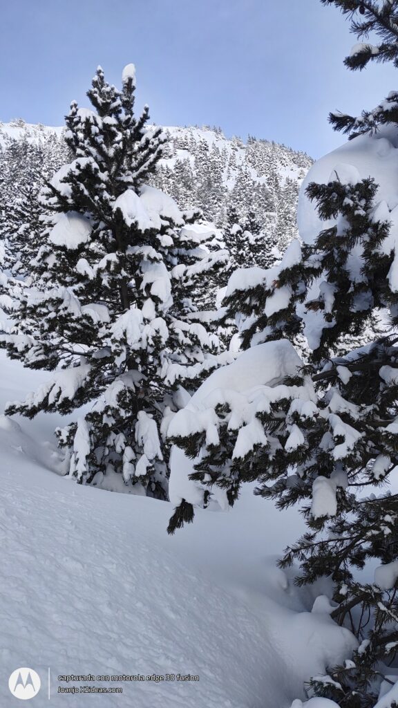 Otra inesperada nevada en Cerler